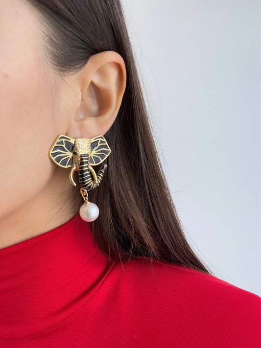 Elephant Detail Gold-Plated Earrings - Unique and Stylish Accessory