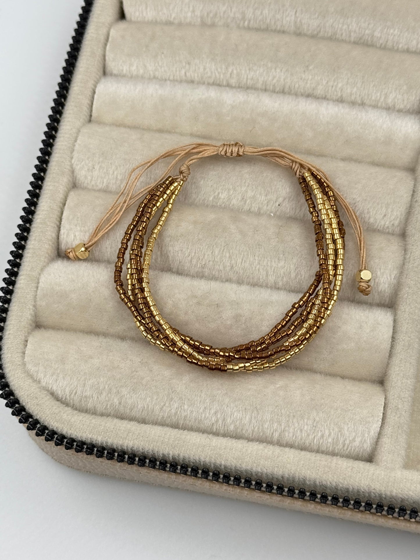 Adjustable Real Bronze Gold Glass Bead Bracelet – Stylish & Unique!