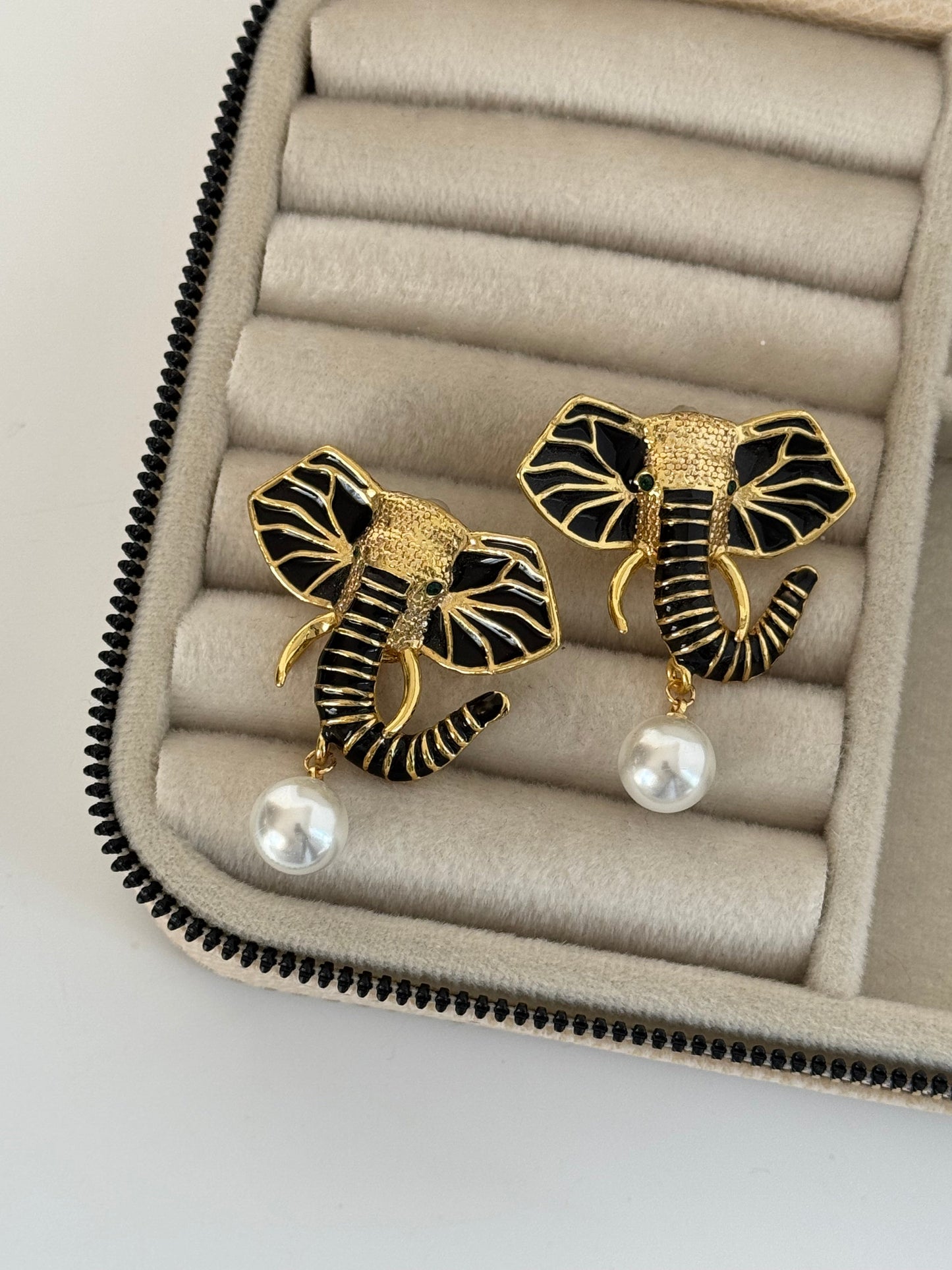 Elephant Detail Gold-Plated Earrings - Unique and Stylish Accessory