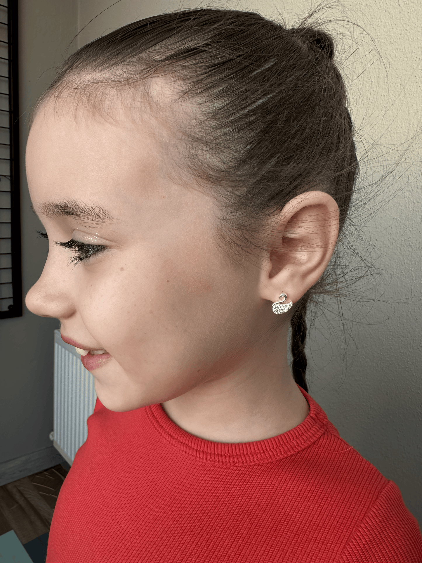 Elegant Swan-Inspired Silver Earrings for My Daughter with Sparkling Zircon Stones