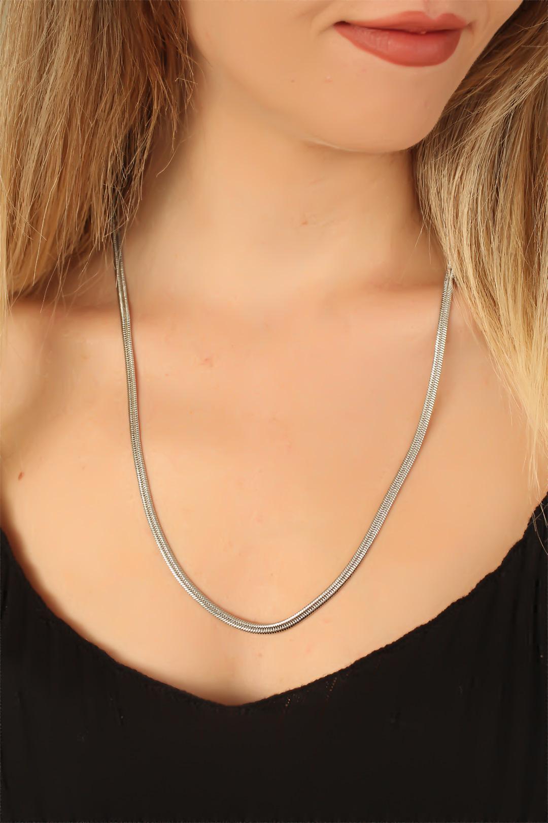 Trendy Silver-Plated Chain Necklace for Women - New Season Style