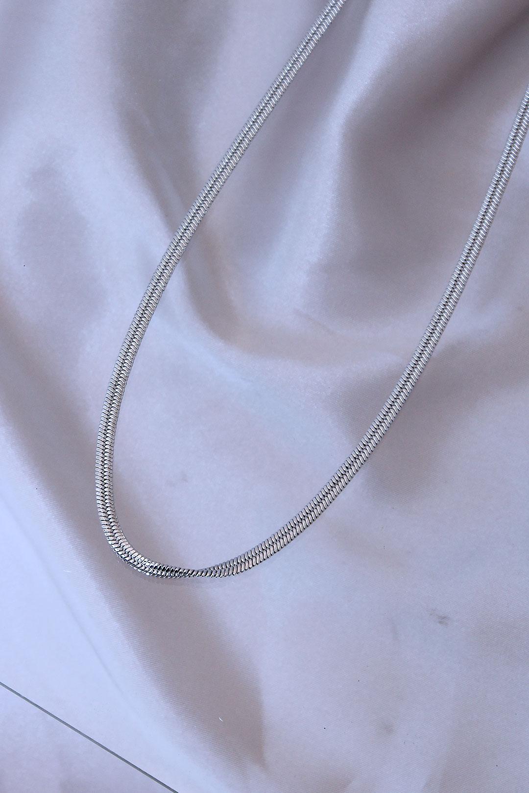 Trendy Silver-Plated Chain Necklace for Women - New Season Style