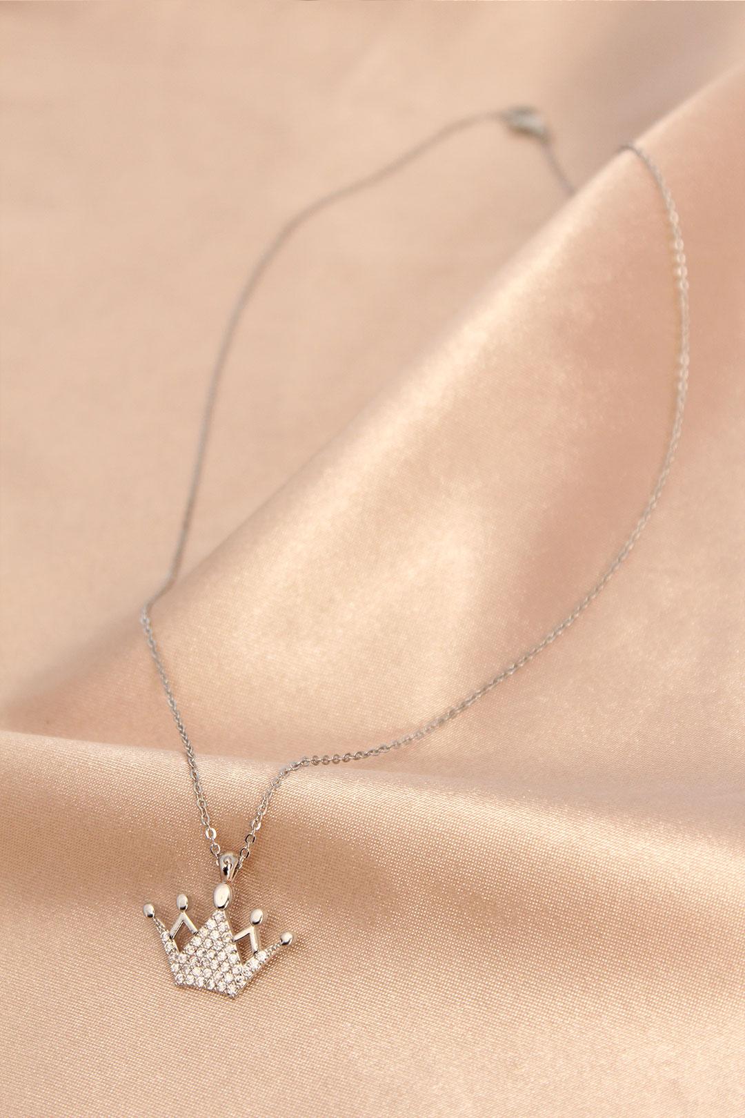 Stunning Silver Metal Crown Necklace with Sparkling Zircon Stones