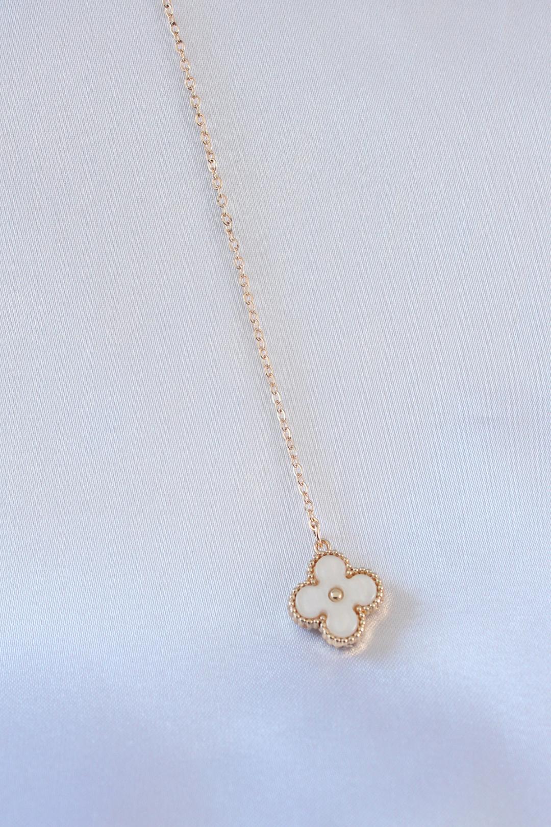 Stunning Gold Flower Pendant Necklace with Pearl Beads and Zircon Stone Accents for Women