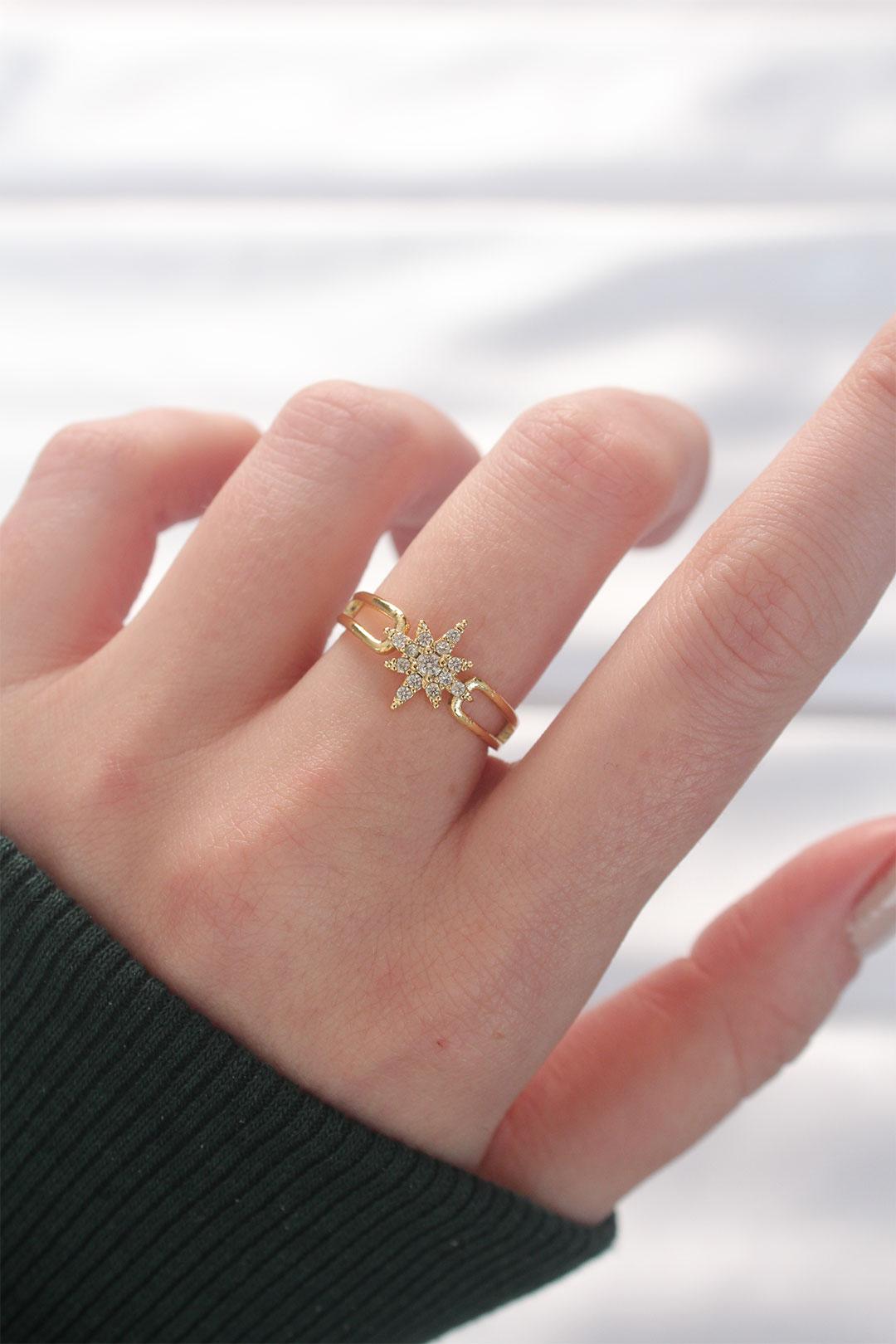 Adjustable Gold Star Zircon Stone Ring - Dazzling and Elegant Design