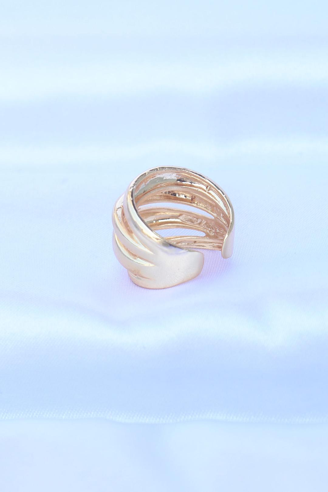 Adjustable Gold Textured Dome Ring - Perfect for Every Occasion