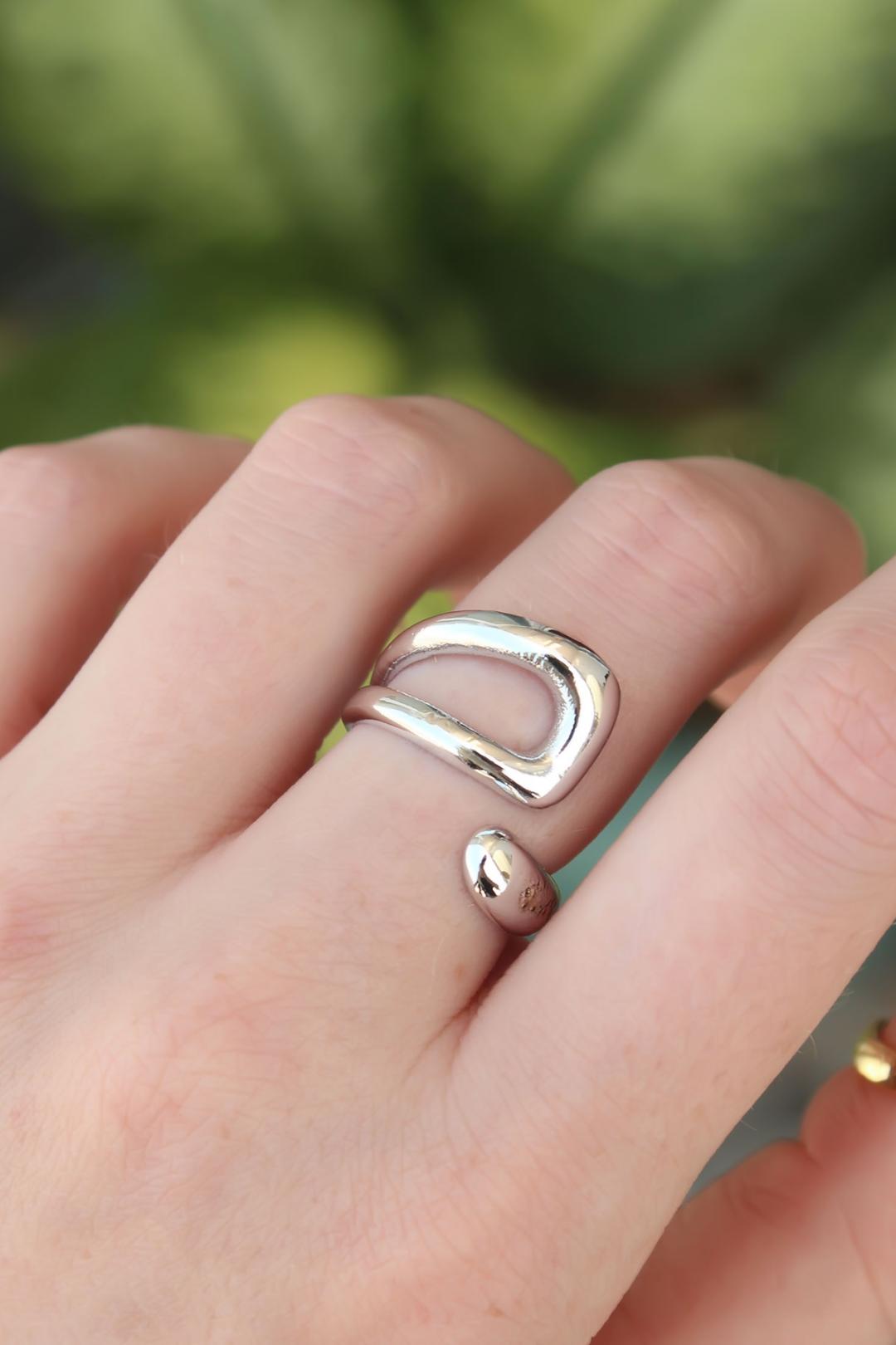 Adjustable Silver Color Ring - Stylish and Versatile Jewelry for Every Occasion