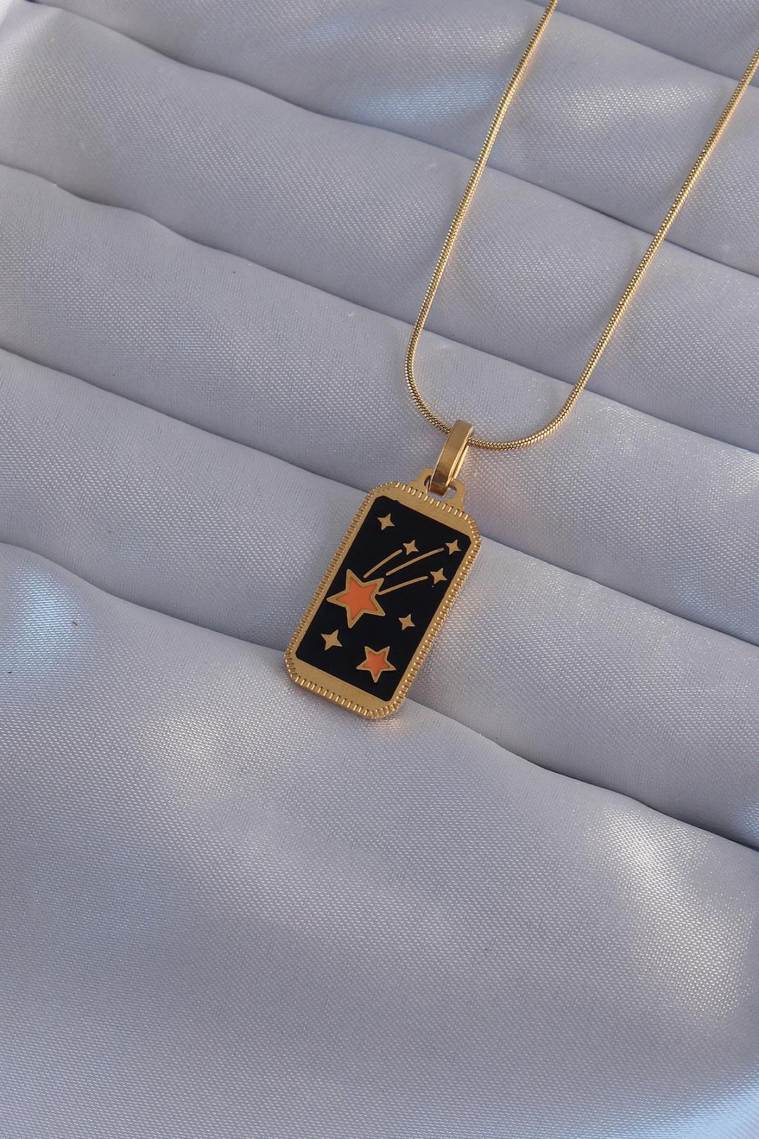 Gold-Plated 316L Stainless Steel Black Enamel Star Tarot Necklace