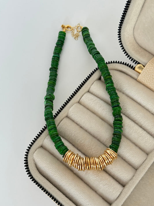 Stunning Green Glass Bead Necklace with Elegant Gold-Plated Accents