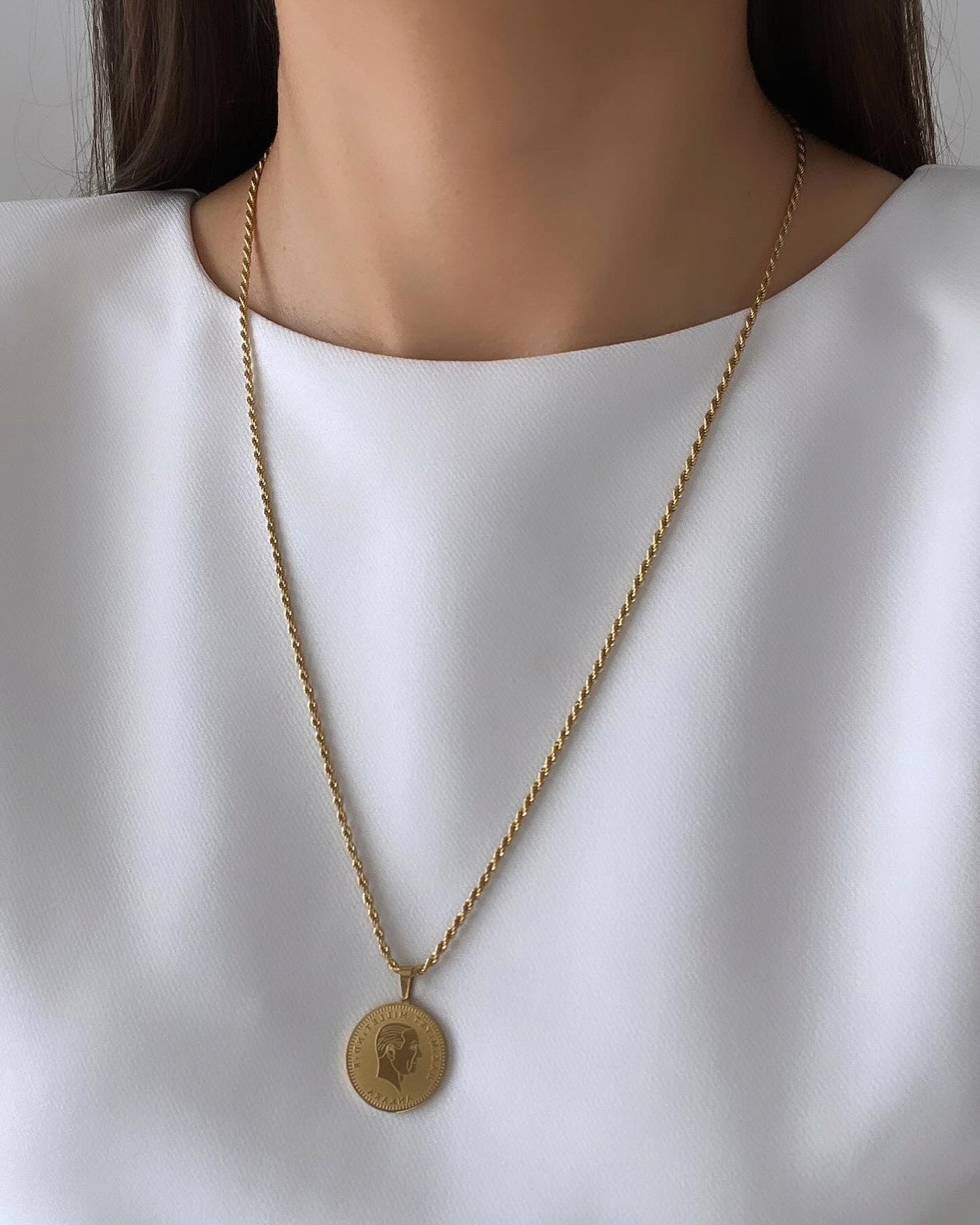 Atatürk-Inspired Twisted Chain Gold Steel Necklace