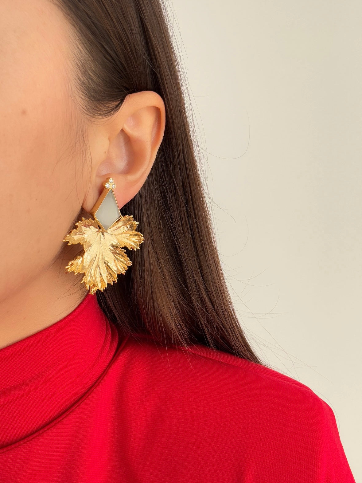 Natural Stone Detail Leaf Gold-Plated Earrings