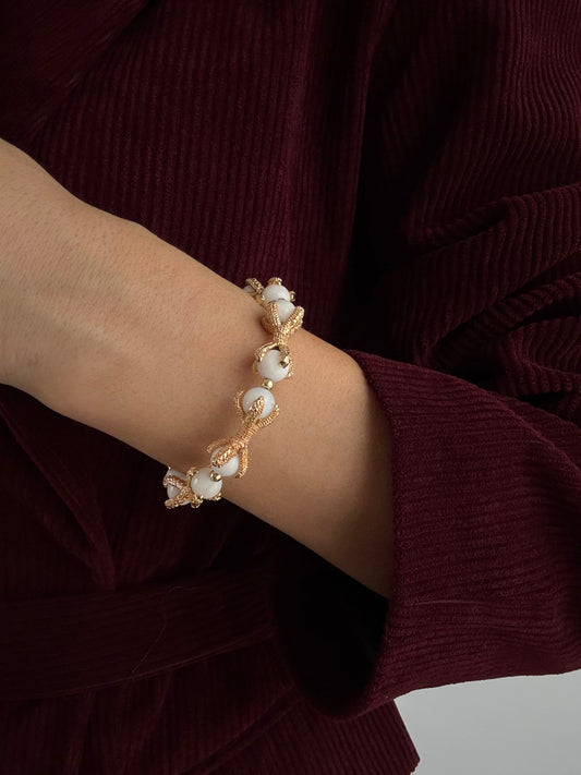 Adjustable Gold-Plated Bracelet with White Natural Stone by EFRUZ - Elegant and Chic!