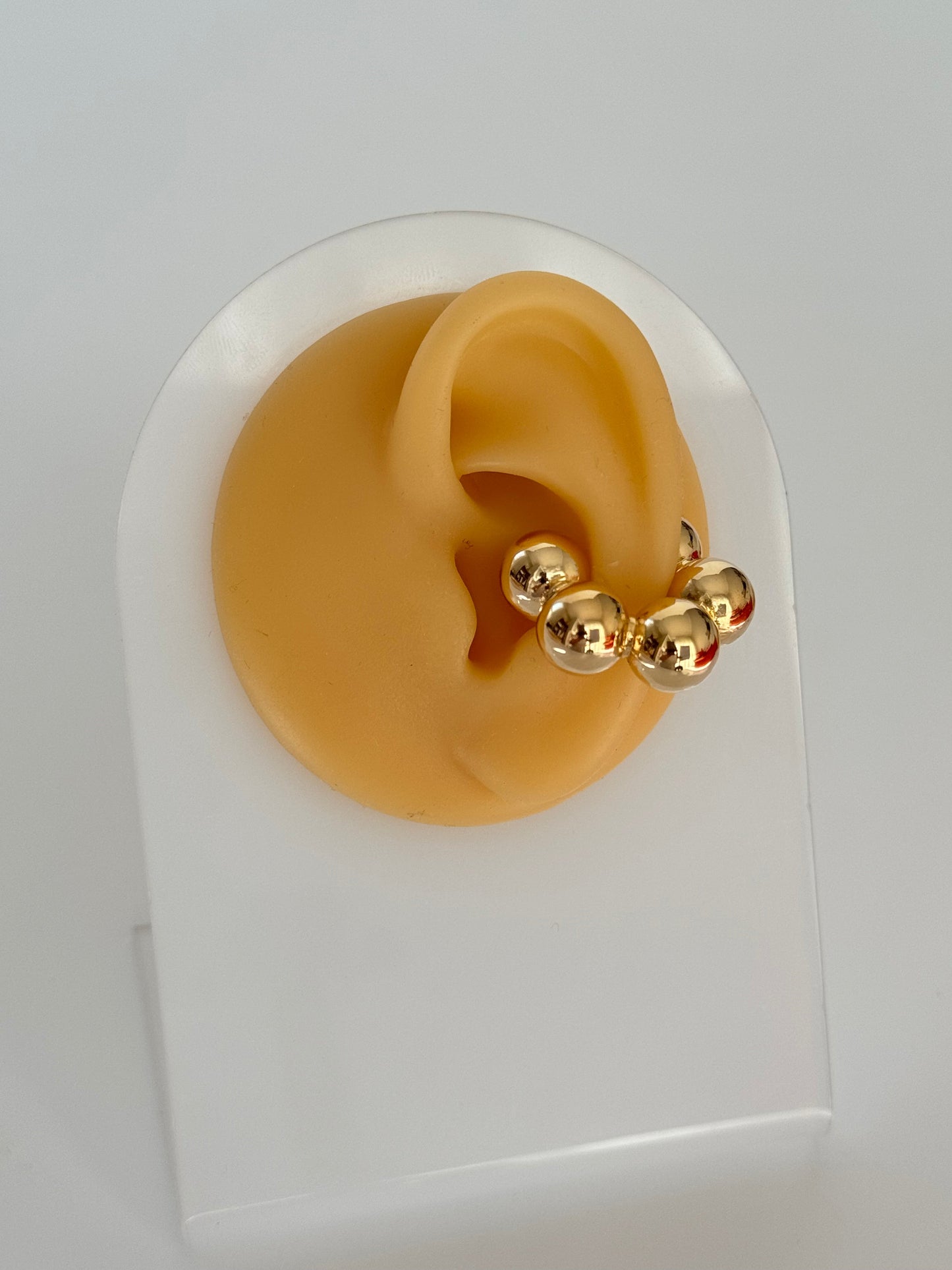 Imported Gold Ear Cuff with Beaded Detail – Stylish and Unique