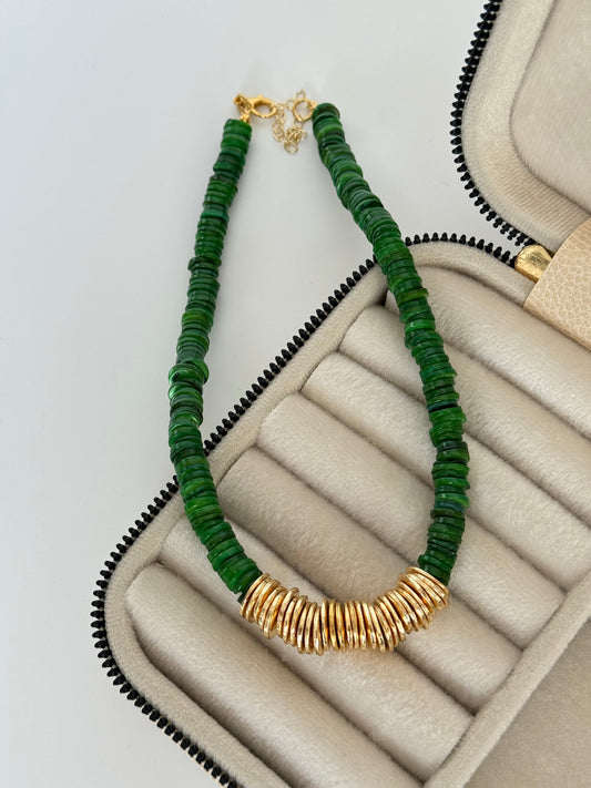 Stunning Green Glass Bead Necklace with Elegant Gold-Plated Accents