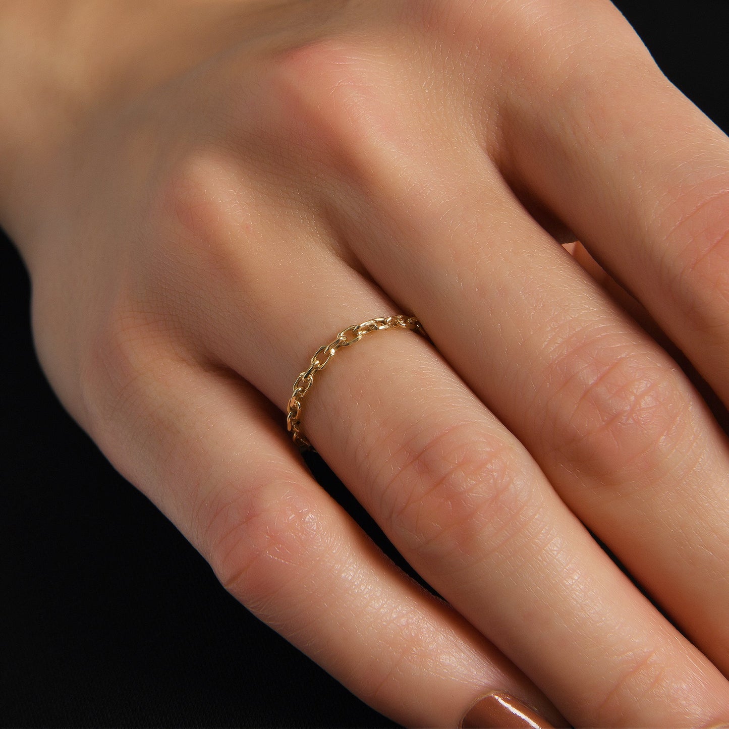 Gold Chain Link Adjustable Ring - Stylish and Versatile Jewelry