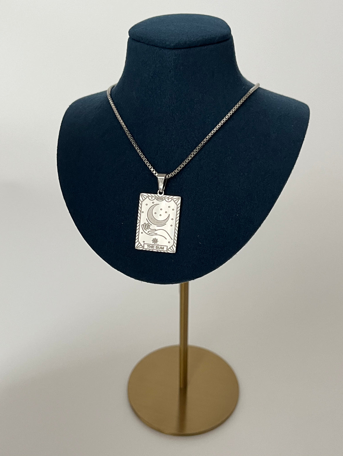 Stylish Silver Steel Double Pattern Pendant Necklace - Perfect Balance Design