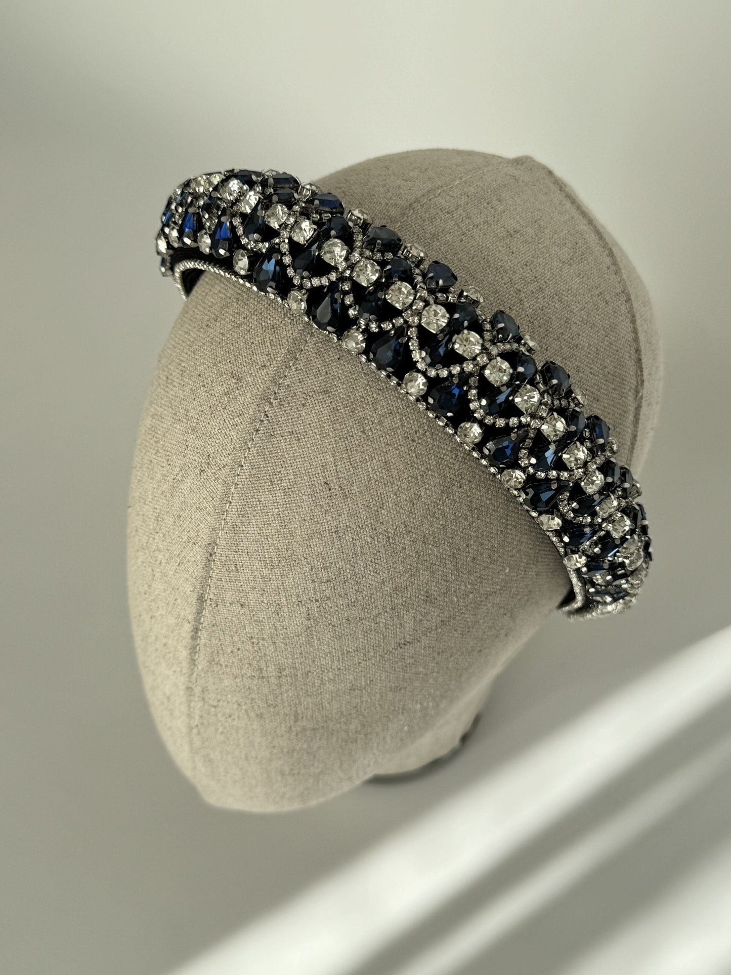 Imported Blue Stone Crown with Elegant Bubbles - AFITAP