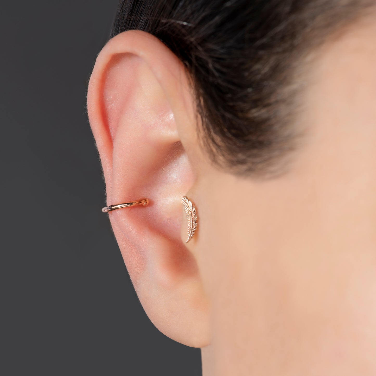 Gold Clustered Compression Hoop Earcuff – Stylish and Unique Ear Jewelry