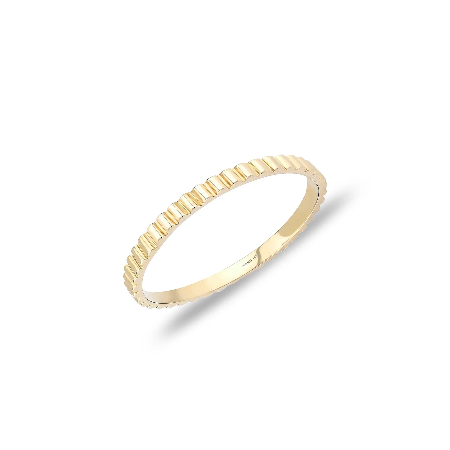 Stunning Andante Mini Curve Gold Ring - Elegant and Unique Design