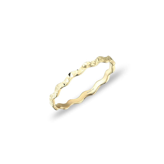 Elegant Cabaret-Inspired Twisted Gold Ring