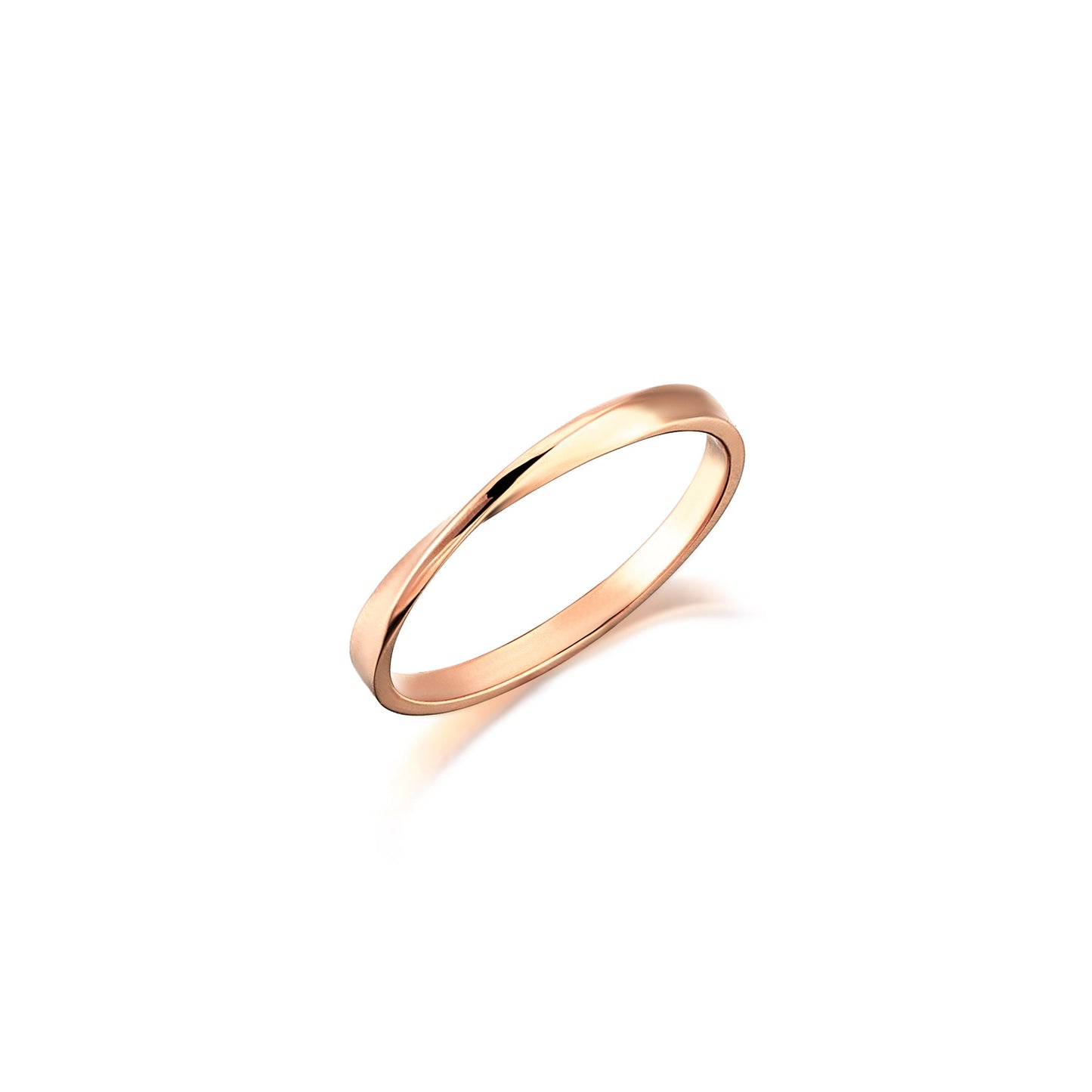 Stunning Cabaret Twist Gold Ring – Elegant and Eye-Catching Jewelry