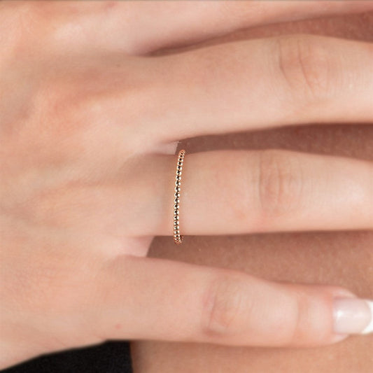 Elegant Andante Mini Gold Ring - Perfect for Everyday Wear