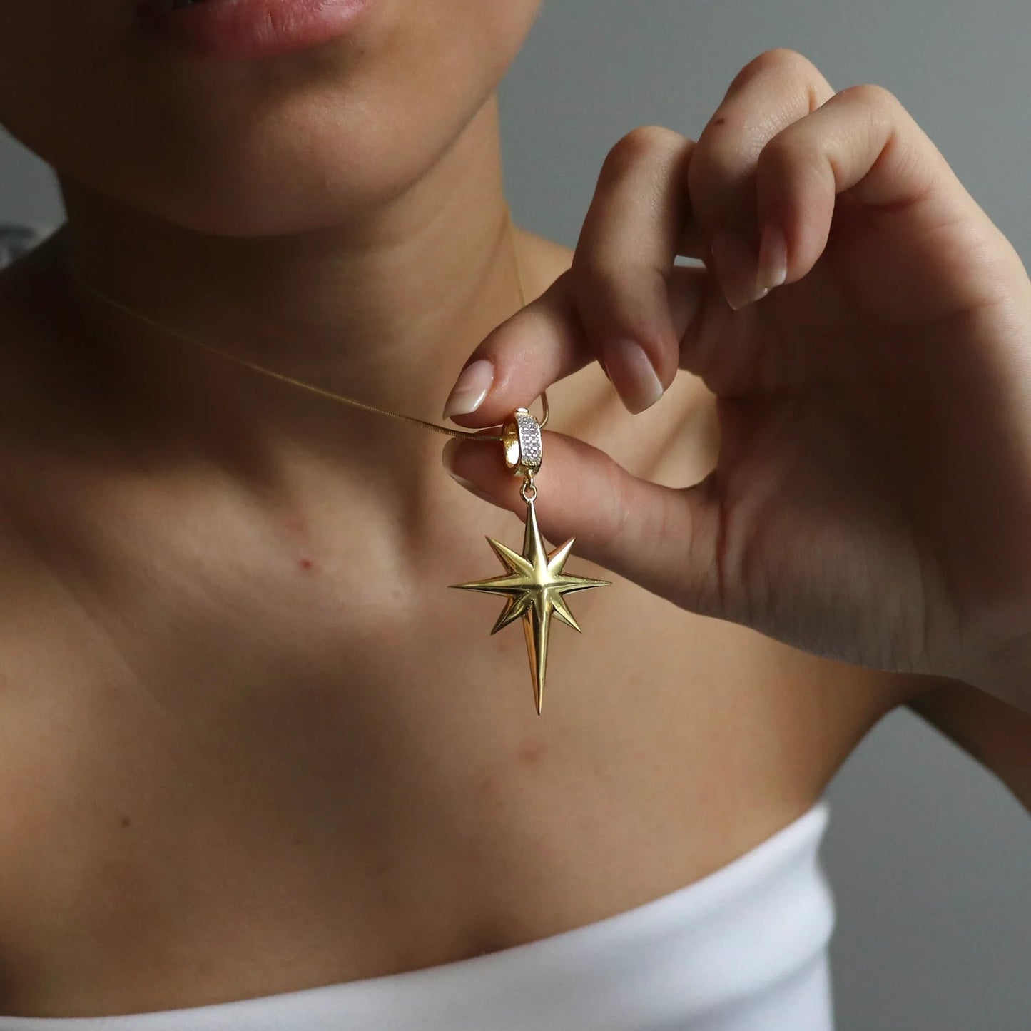 Stunning 925 Sterling Silver Star Pendant Necklace Without Stones